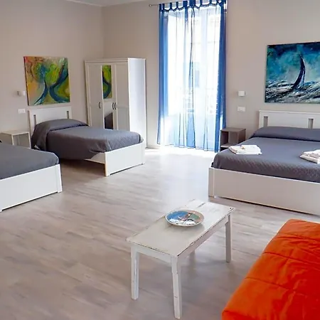 לינה וארוחת בוקר Sicania 3*